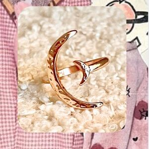 🎉🎉Lovisa Rose Gold Crescent Moon Adjustable Ring